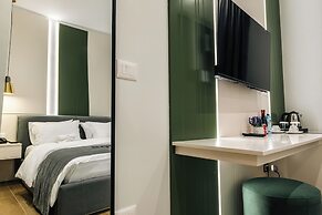 Ambasador Hotel