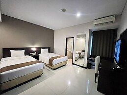 Grage Hotel Malang by TOS