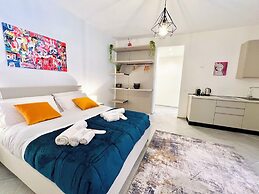 PRETORIA SUITES