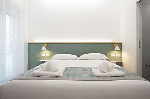 Domus Suites