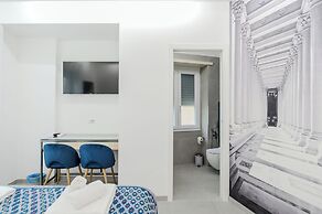 Domus Suites