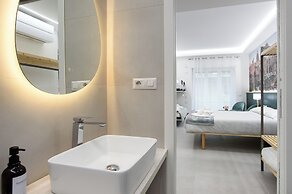 Domus Suites
