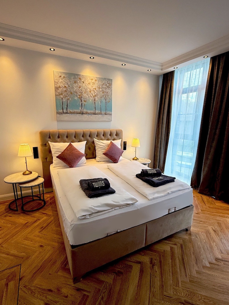 Twins Hotel