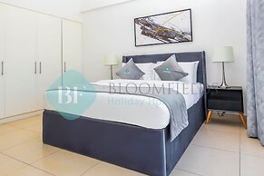 Bloomfields Elegant 2BR In Wave Tower