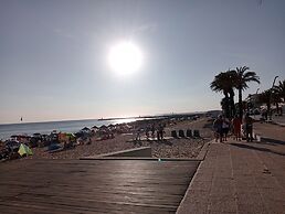 Front Beach Quarteira Ground Floor Girassol Studio