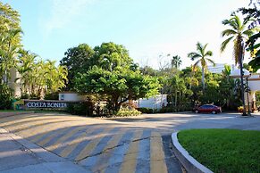 Costa Bonita Apartments