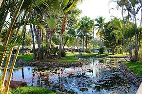 Costa Bonita Apartments