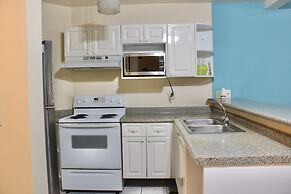Costa Bonita Apartments