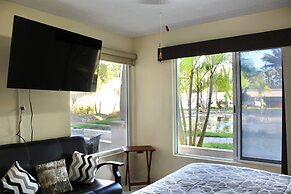 Costa Bonita Apartments