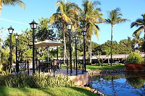 Costa Bonita Apartments