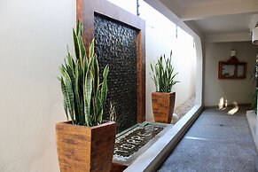 Costa Bonita Apartments