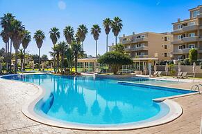 Vplaza Private Garage Balcony Pool View Flat