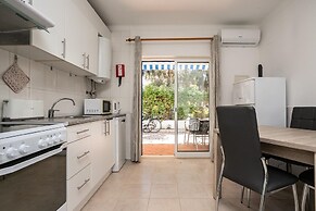 Nice Terrace and Pool Alvor Flat
