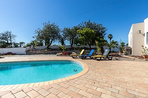 Looking to Landscape Sea View Private Pool Villa