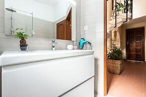 Looking to Landscape Sea View Private Pool Villa