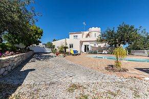 Looking to Landscape Sea View Private Pool Villa