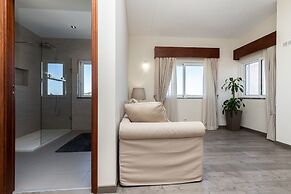Looking to Landscape Sea View Private Pool Villa