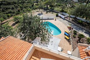 Looking to Landscape Sea View Private Pool Villa