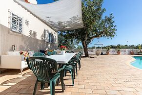 Looking to Landscape Sea View Private Pool Villa