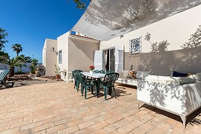Looking to Landscape Sea View Private Pool Villa