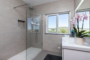 Looking to Landscape Sea View Private Pool Villa