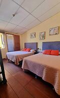 Azura Hotel Boutique