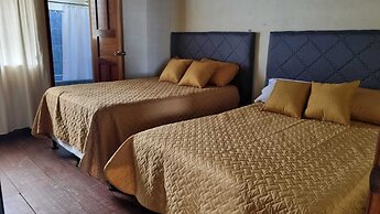 Azura Hotel Boutique
