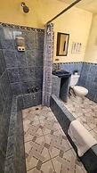 Azura Hotel Boutique