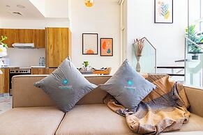 Bloomfields Spacious 2BR Duplex in Oasis