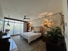 Hotel Mundo Maya Calakmul