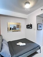1 BR Shell Residences Facing amenities