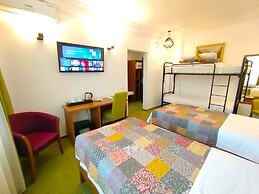 HOTEL COMAT DEVA