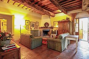 Francigena Loggia Apartment Shared Pool