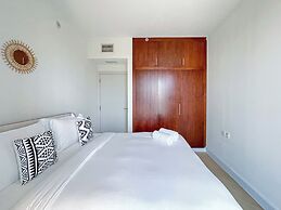 bnbme - Golf Tower - 2 BDR