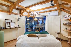 Nuanyu Apartment with River View & Drone Show View