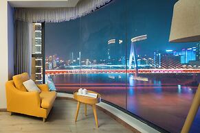 Nuanyu Apartment with River View & Drone Show View
