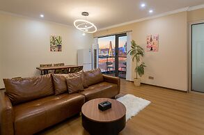 Nuanyu Apartment with River View & Drone Show View