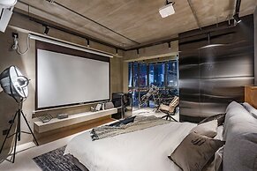 Nuanyu Apartment with River View & Drone Show View