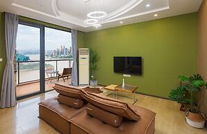Nuanyu Apartment with River View & Drone Show View
