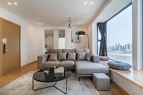 Nuanyu Apartment with River View & Drone Show View