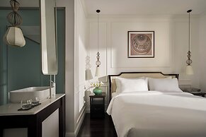 Nia Hotel