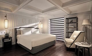 Nia Hotel