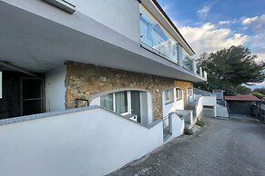 Miramare LUX Apartments