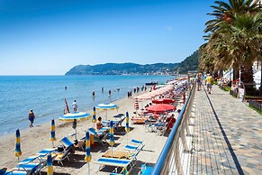 Miramare LUX Apartments