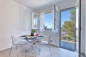 Miramare LUX Apartments