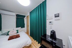 Zenith Shinjuku Hinoki by Tranova