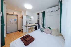 Zenith Shinjuku Hinoki by Tranova