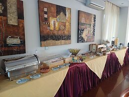 HOTEL ENA