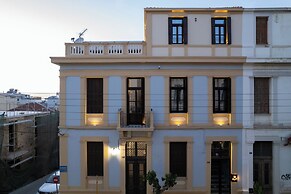 Bouquet Luxury Rooms