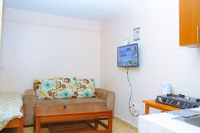 Airport Transit Studio Apartments